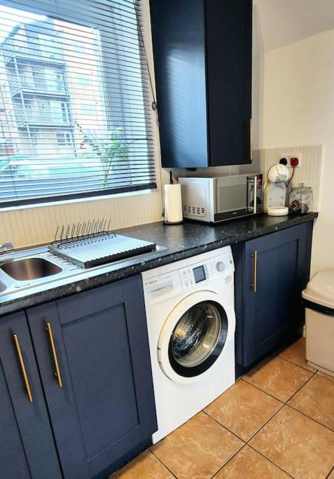 Home From Home 3 Bed,2 Bath House With Garden&Parking Near Centre&Tram Stop Sheffield Dış mekan fotoğraf