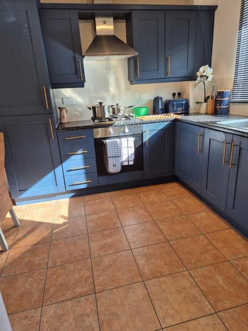 Home From Home 3 Bed,2 Bath House With Garden&Parking Near Centre&Tram Stop Sheffield Dış mekan fotoğraf